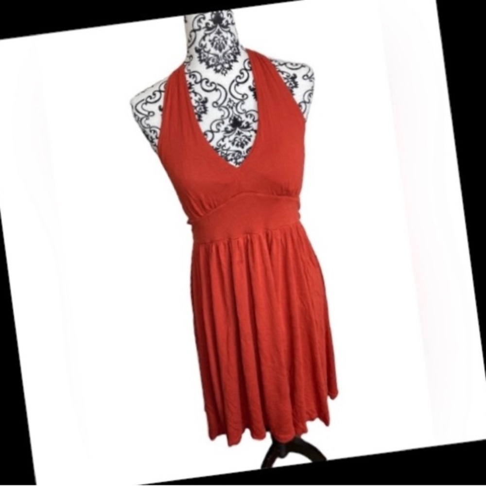 (SOLD) 🎊BANANA REPUBLIC NWOT Rustic Red Halter Dress - Picture 3 of 6